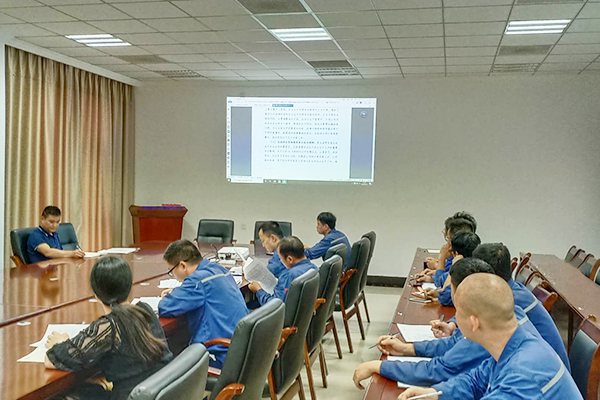 1593998074991748.jpg 召開“安全生產(chǎn)月”活動(dòng)動(dòng)員會(huì).jpg