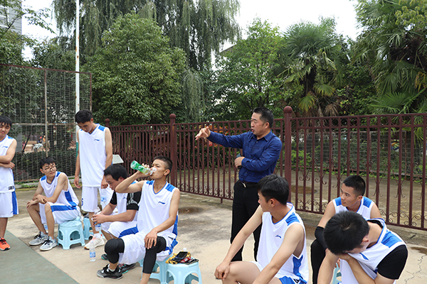 1602209097845116.jpg 總經理指導.JPG